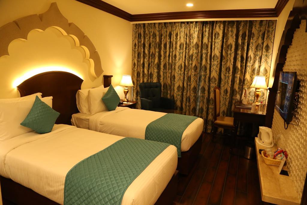 Comfort Inn Sapphire - A Inde Hotel Jaipur Luaran gambar